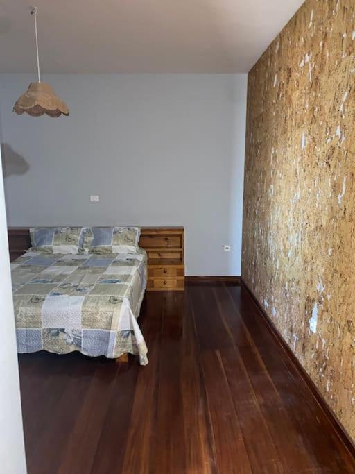Vivenda Com Patio, No Coracao Do Mindelo Villa Exterior photo